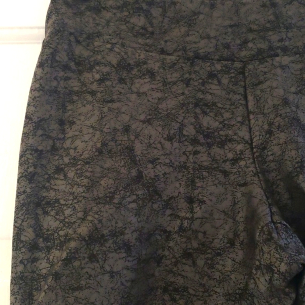 Legging by Insight - Picture 2 of 9